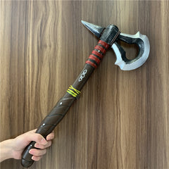 Tomahawk de Connor décoratif en mousse EVA – Assassin’s Creed III