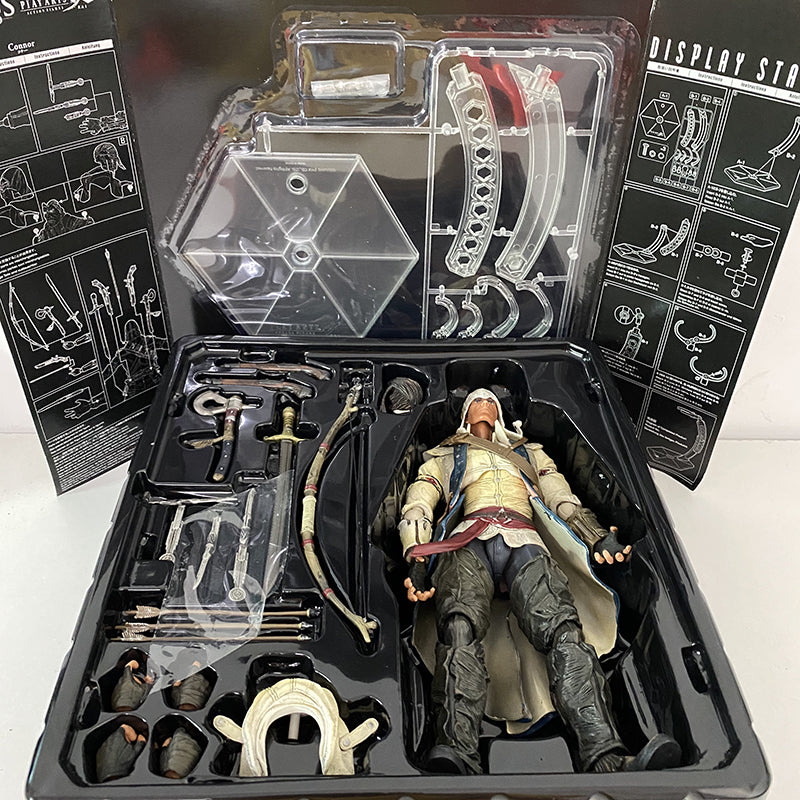 Figurine articulée Connor ou Edward Kenway 28 cm
