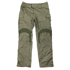 Tenue tactique camouflage – chemise et pantalon selon variante