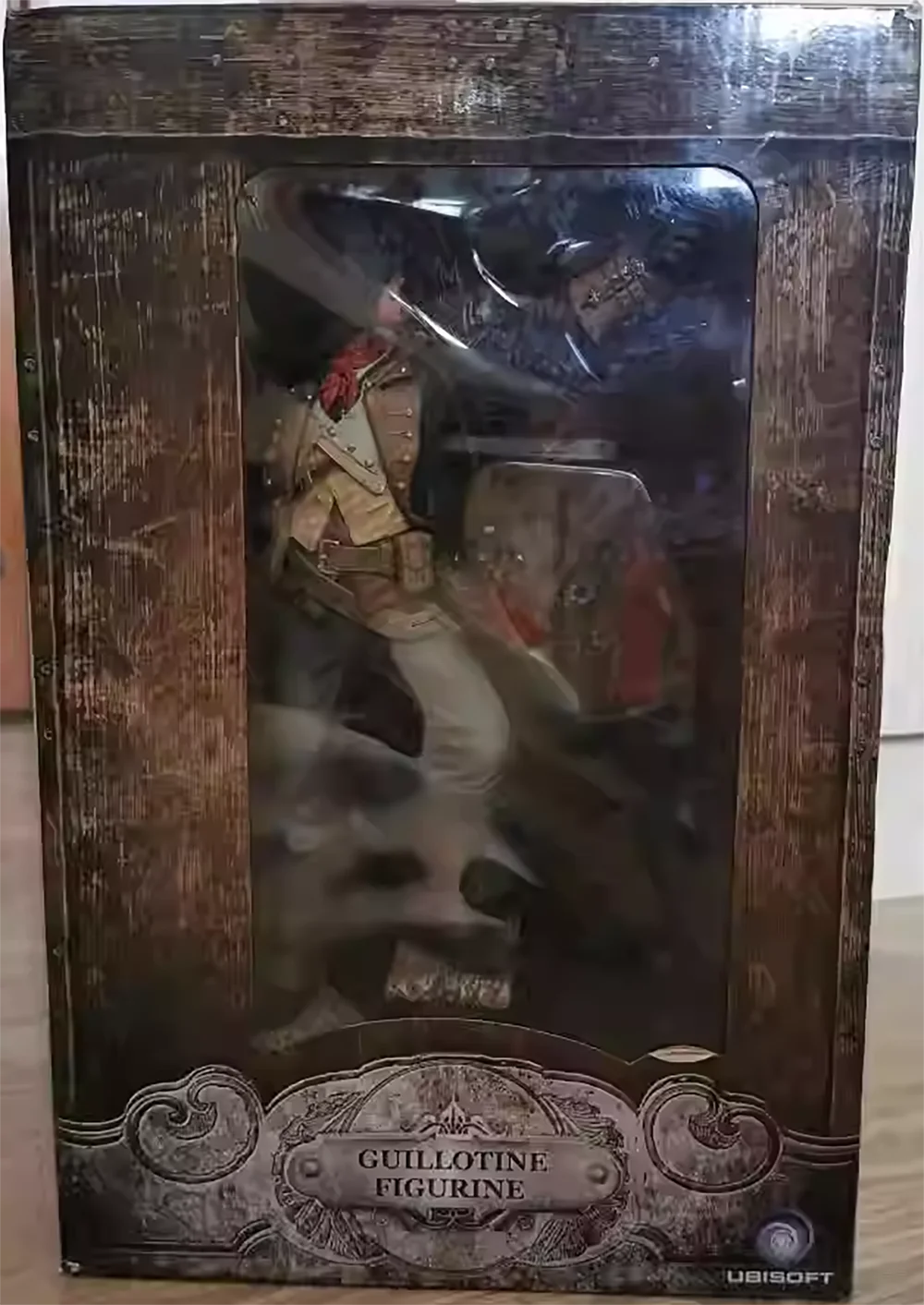 Figurine collector Arno Guillotine Edition 42 cm – Assassin’s Creed Unity