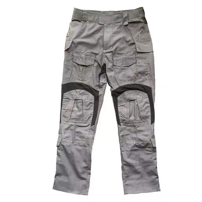 Tenue tactique camouflage – chemise et pantalon selon variante