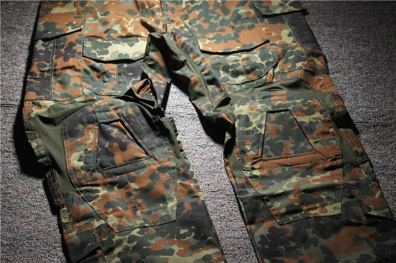 Tenue tactique camouflage – chemise et pantalon selon variante