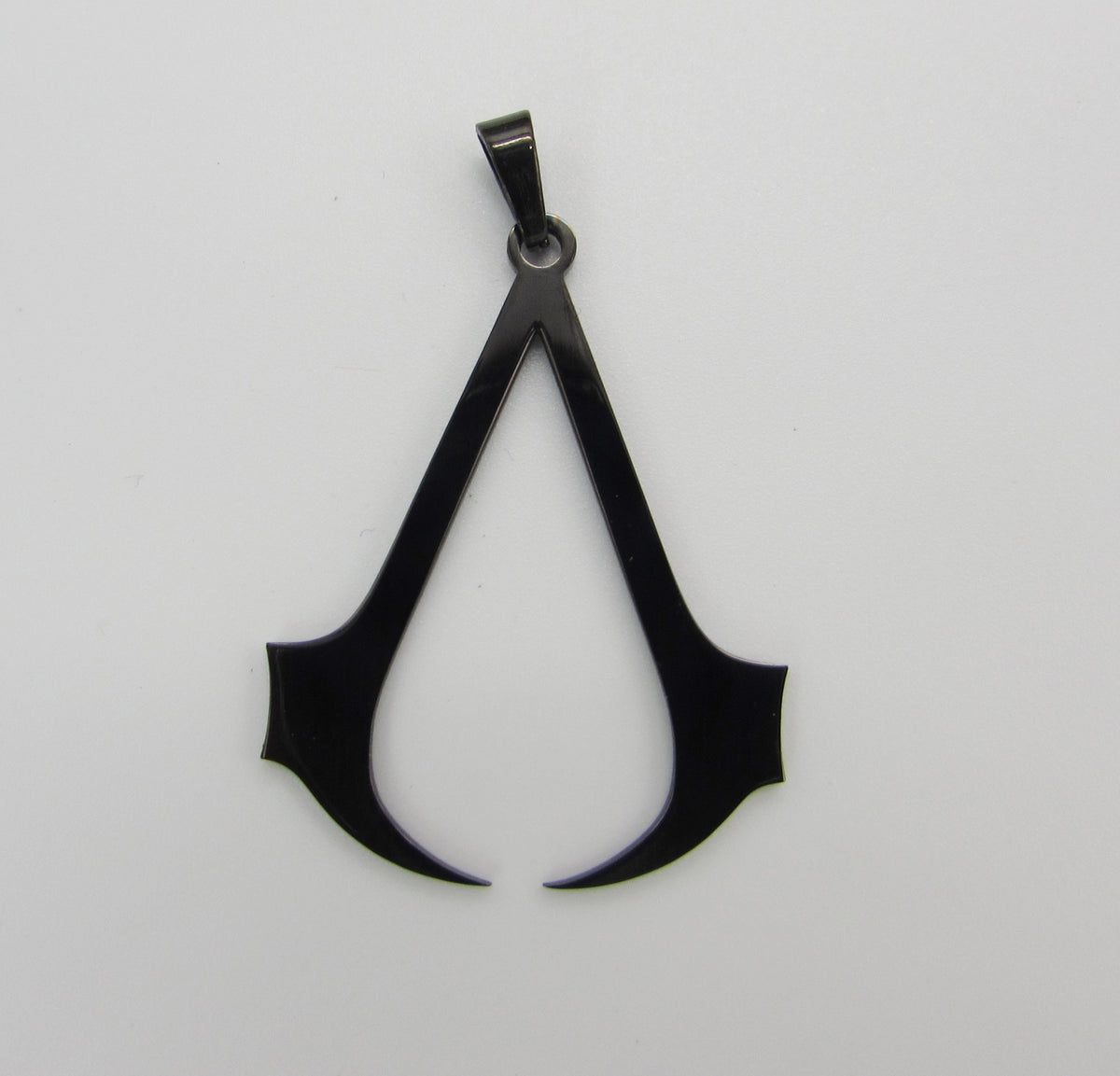 Pendentif logo Assassin’s Creed – Alliage de zinc