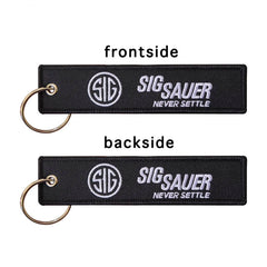 Porte-clés brodé SIG SAUER – 13 cm, lot au choix