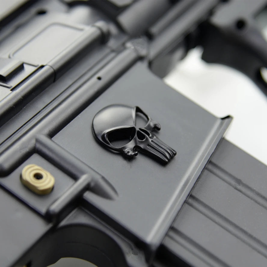 Autocollant métallique 3D Deadpool ou Punisher – 35 × 25 mm