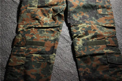 Tenue tactique camouflage – chemise et pantalon selon variante