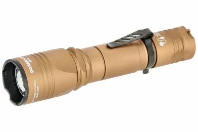Lampe tactique 1400 Lumens Dobermann Pro Lumière Chaude Sand Armytek