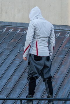 Veste Assassin’s Creed « Initié » – Pièce de collection limitée