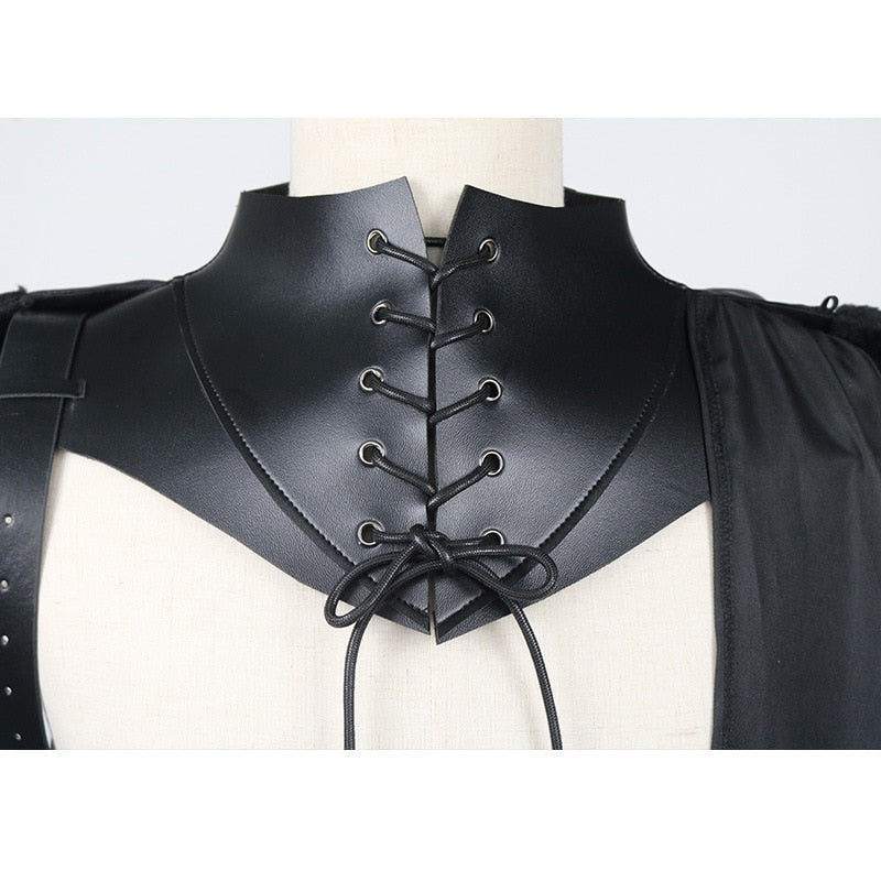 Cape noire à capuche Assassin’s Creed – Polyester