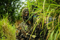 Tenue ghillie camouflage à feuilles d’érable